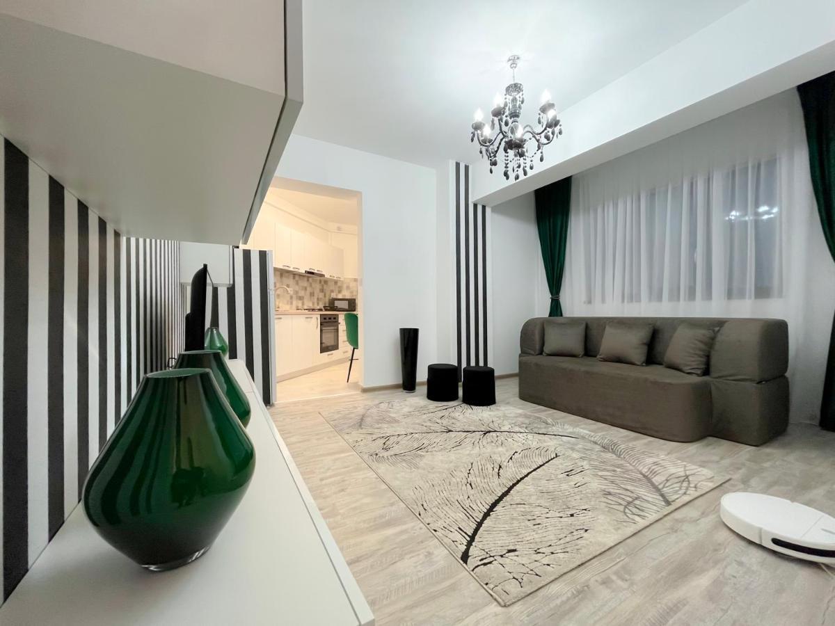 Unique Hotel Apartments 이아시 외부 사진
