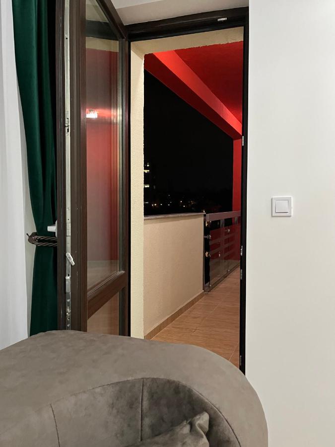 Unique Hotel Apartments 이아시 외부 사진