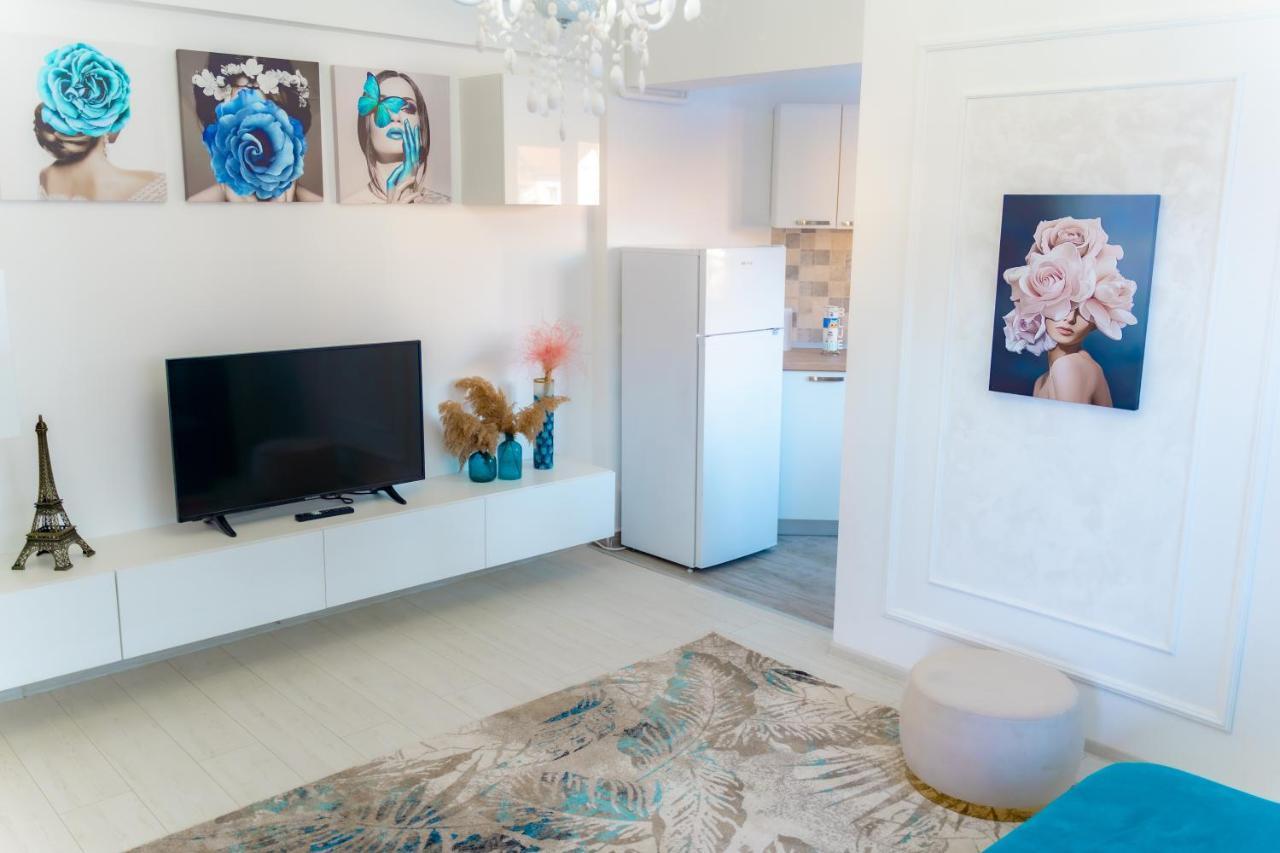 Unique Hotel Apartments 이아시 외부 사진