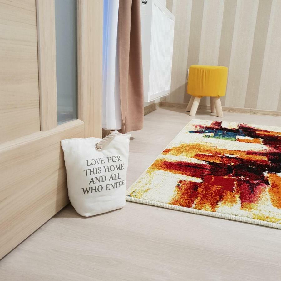 Unique Hotel Apartments 이아시 외부 사진