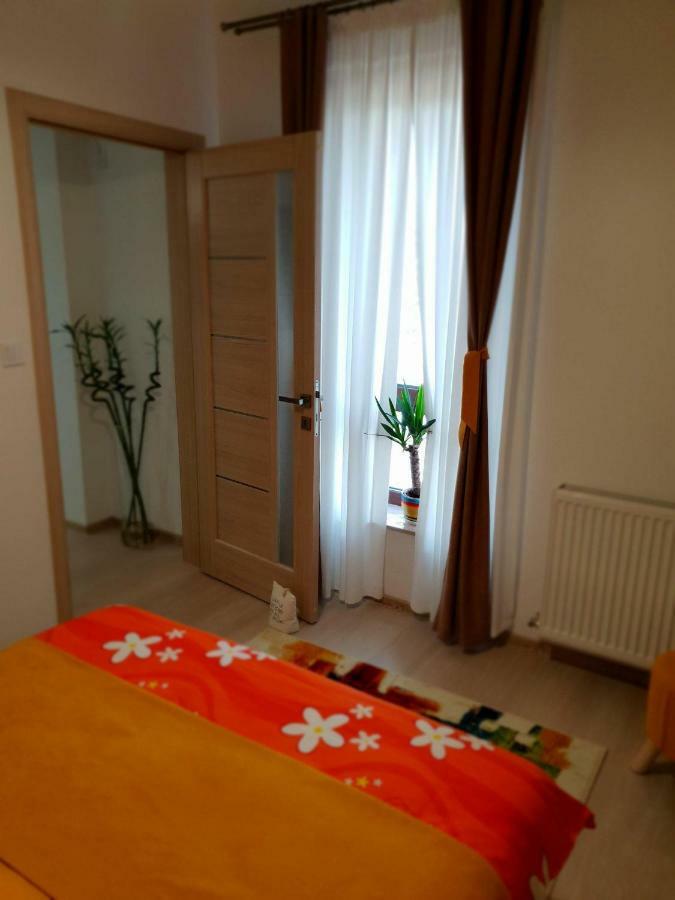 Unique Hotel Apartments 이아시 외부 사진