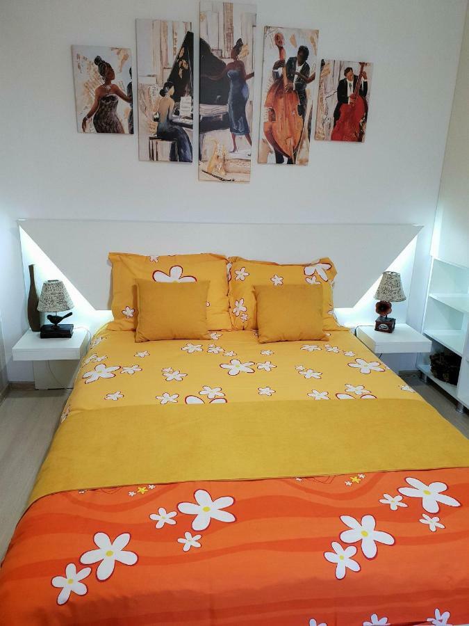 Unique Hotel Apartments 이아시 외부 사진