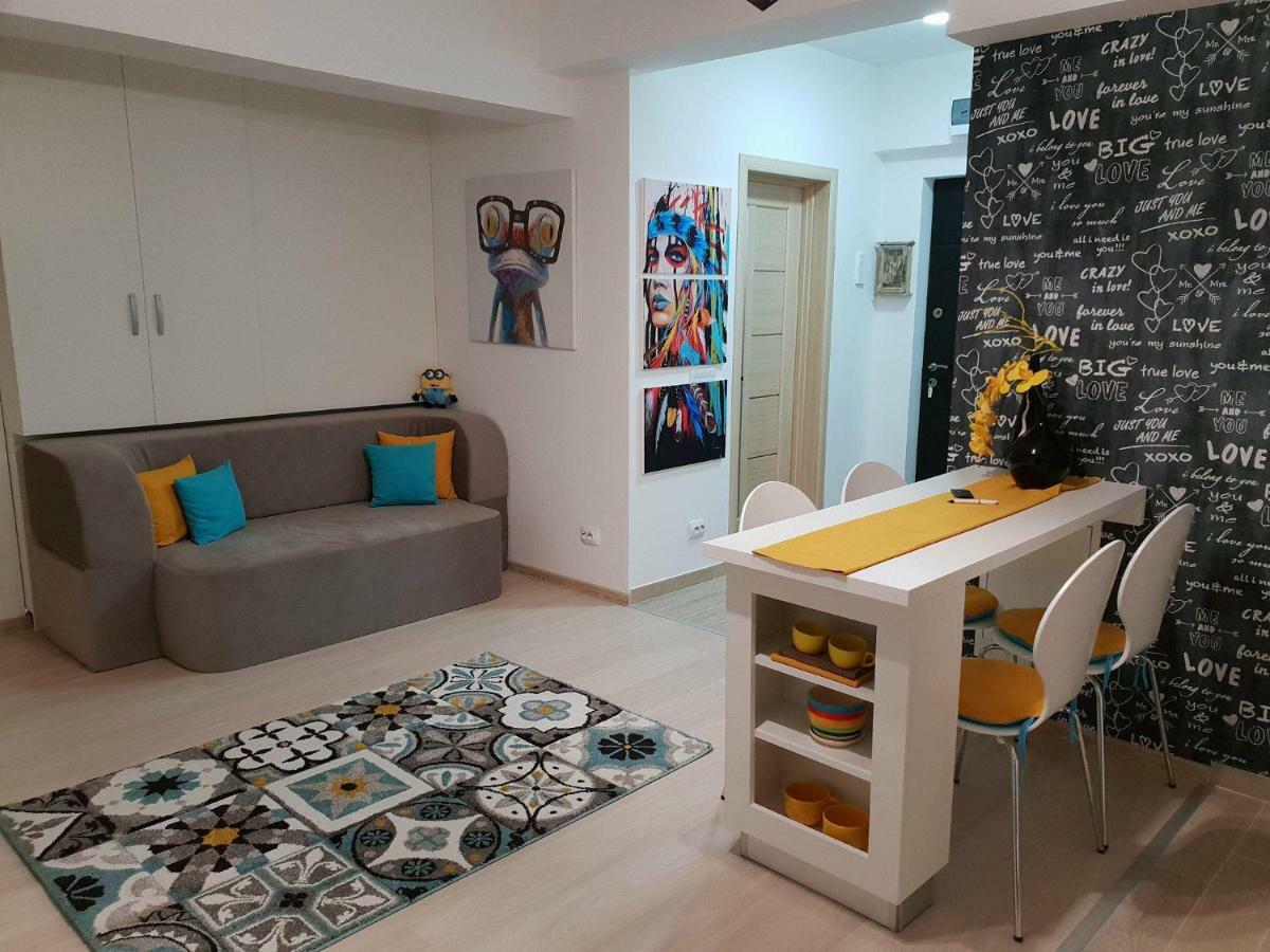 Unique Hotel Apartments 이아시 외부 사진