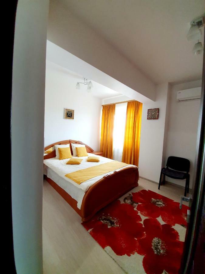 Unique Hotel Apartments 이아시 외부 사진